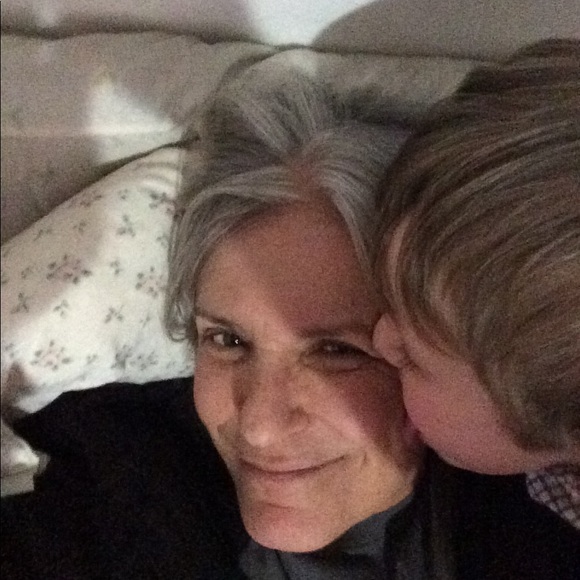 Meet your Posher, Paulette - Picture 1 of 1